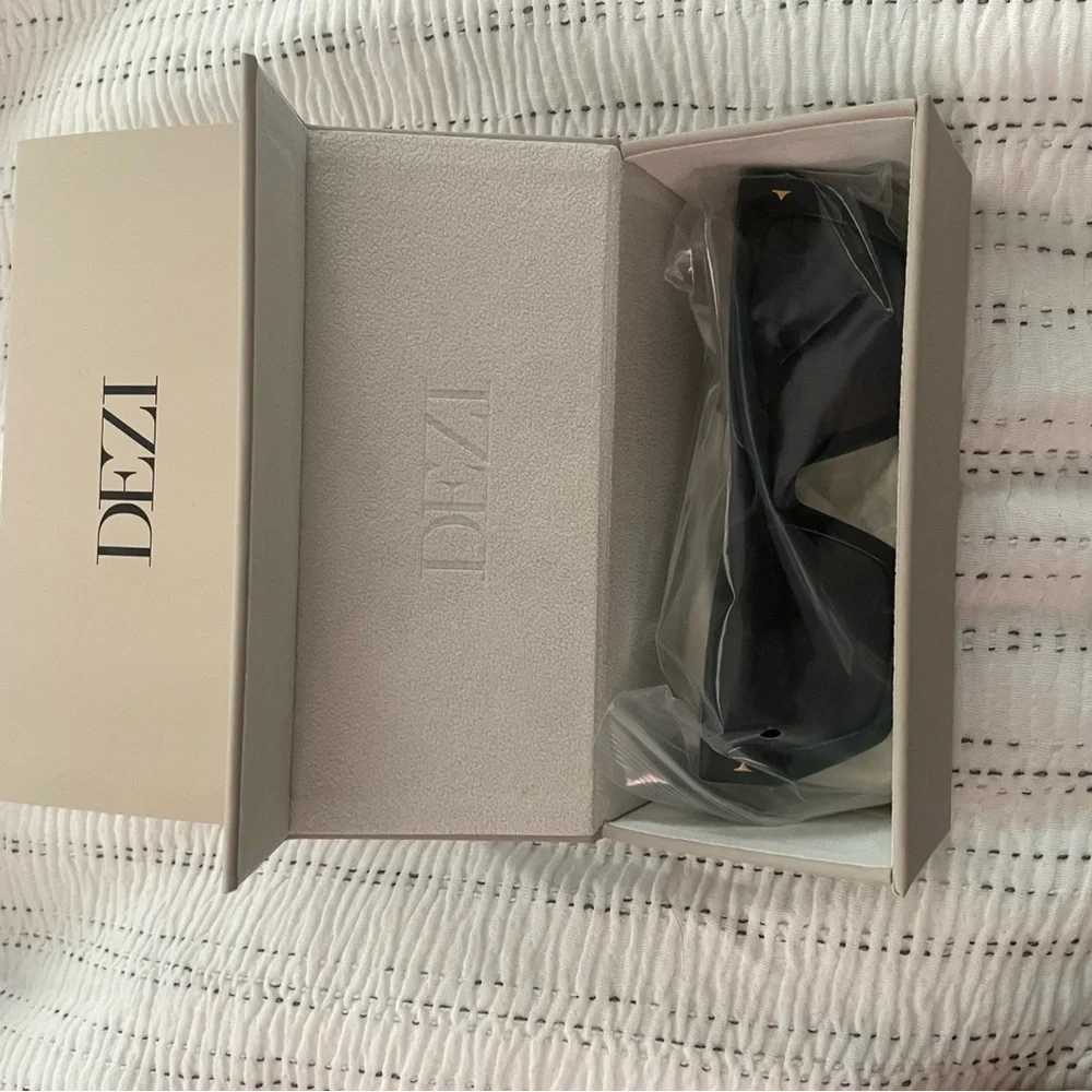 DEZI Black Square-Frame Sunglasses with Gold Accent